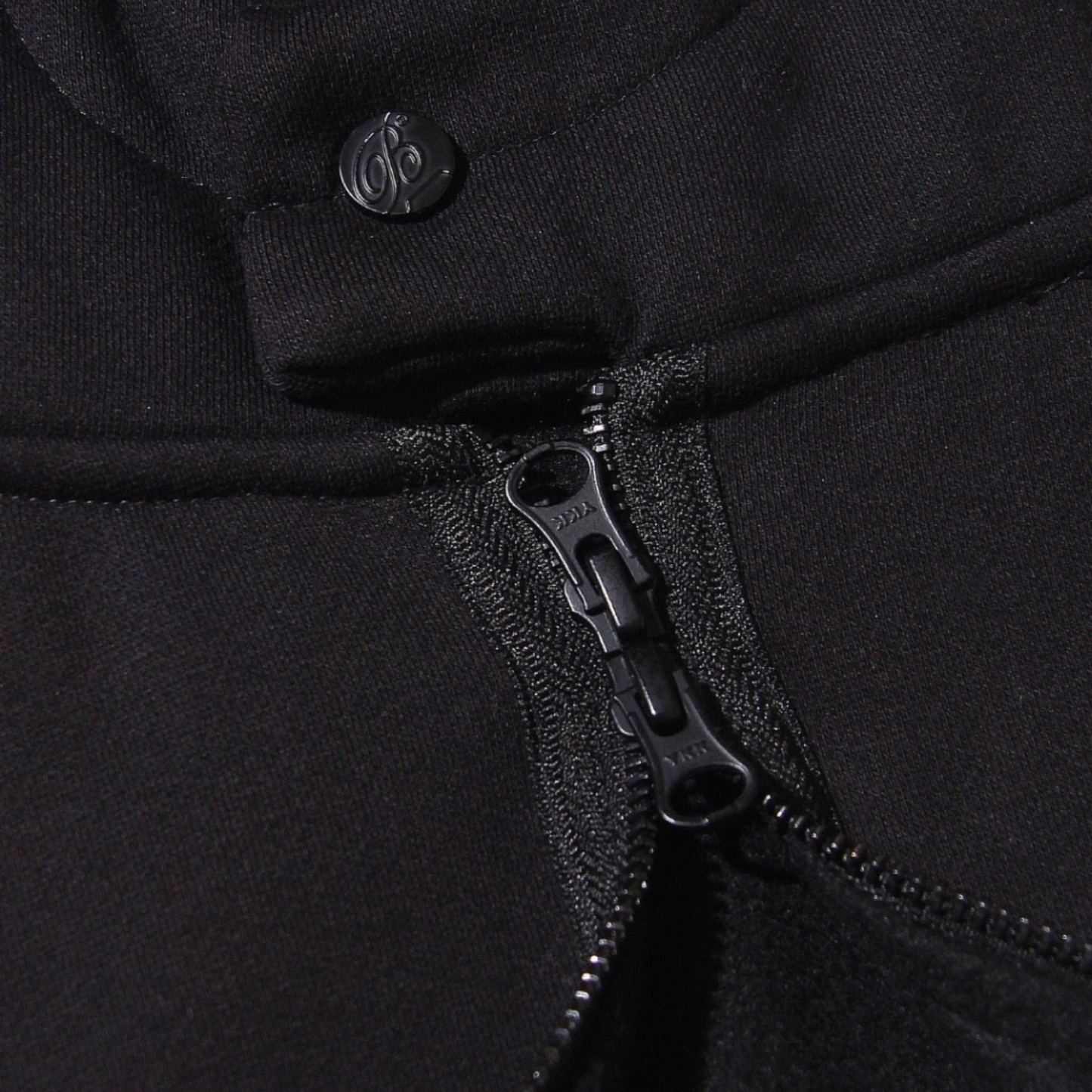 BEUTER® MATTE BLACK BOXY ZIP HOODIE