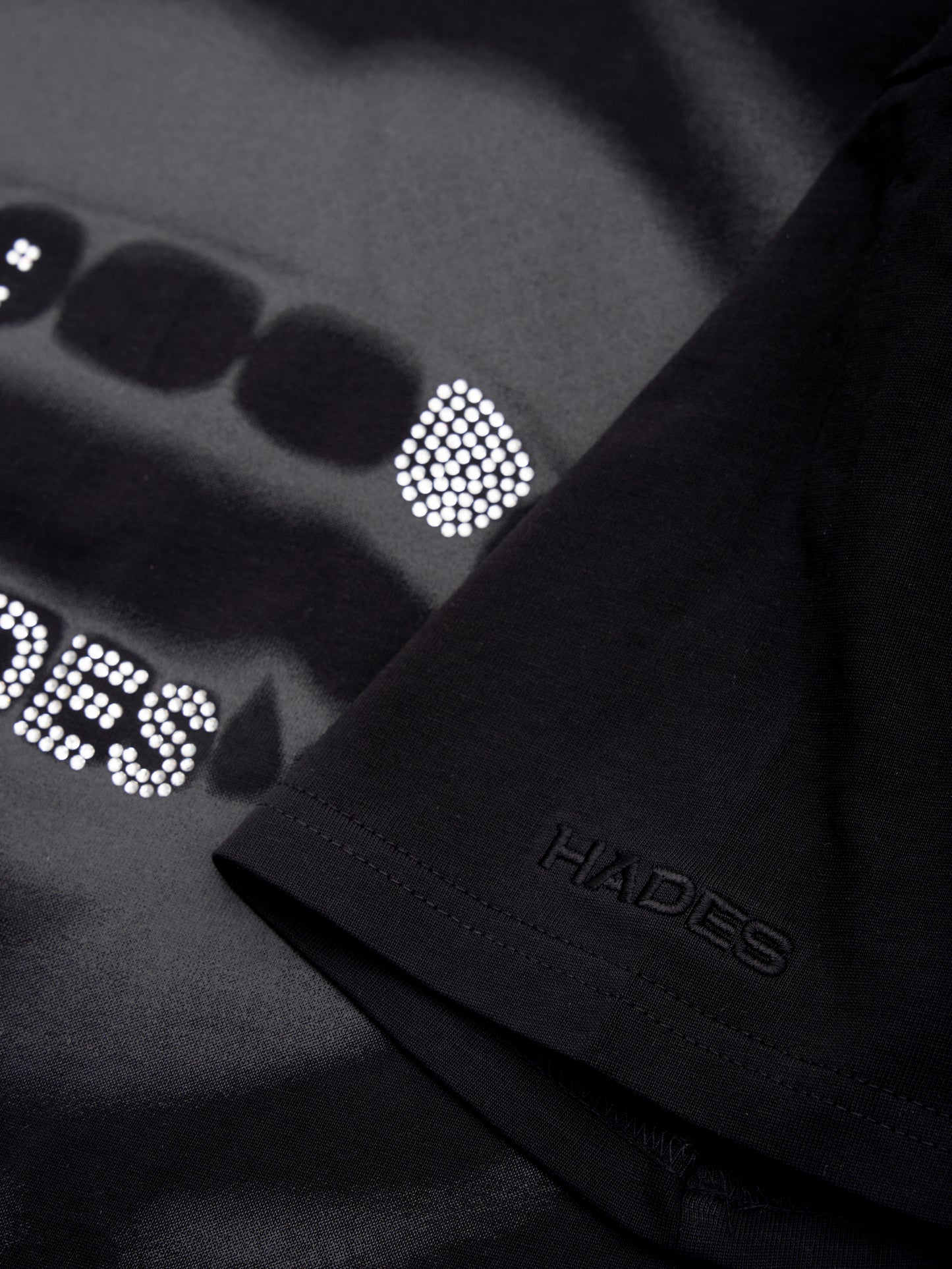 HADES SICKLE FANG T-SHIRT BLACK