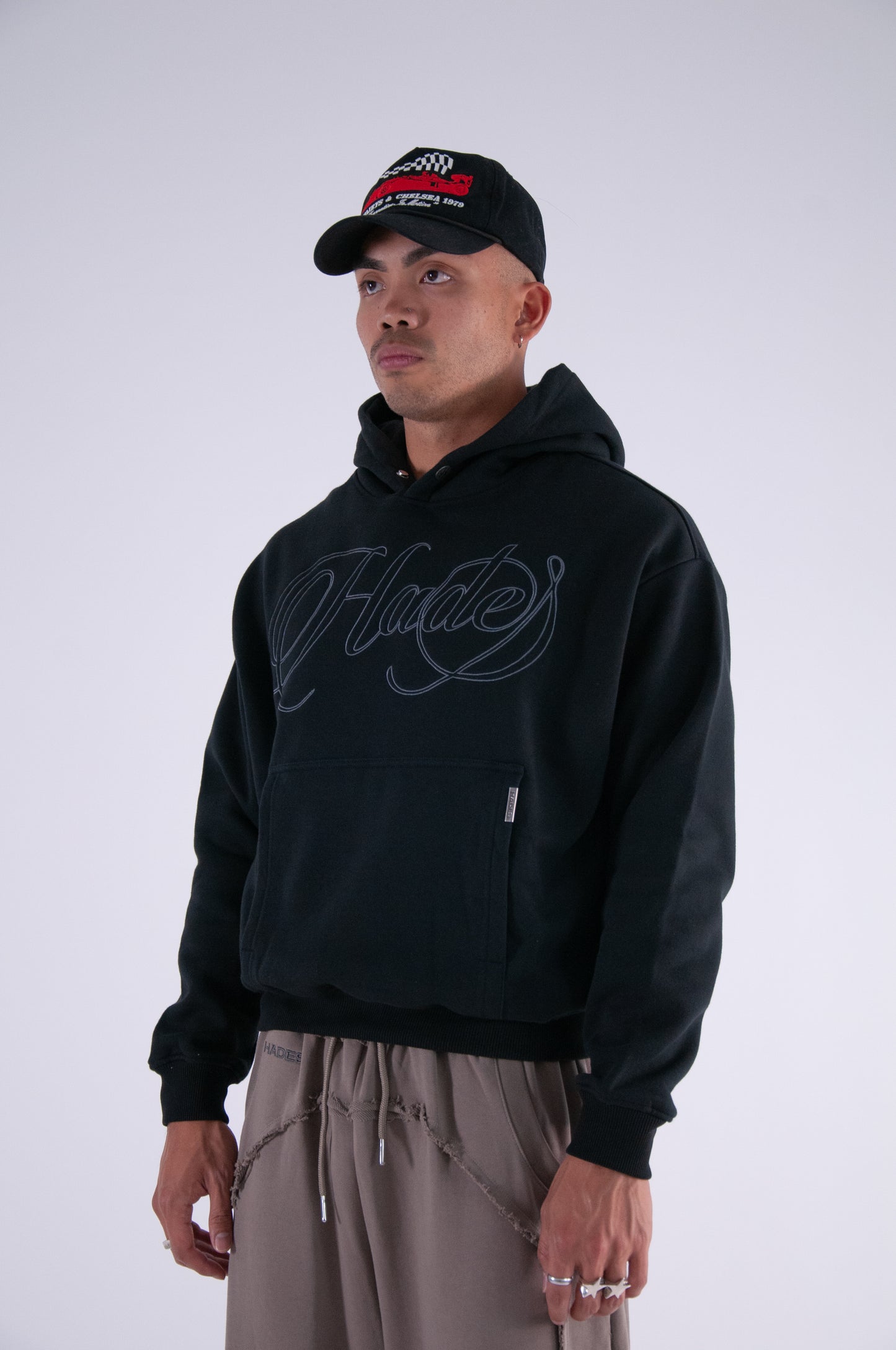 HADES QUADRATE BOXY HOODIE BLACK