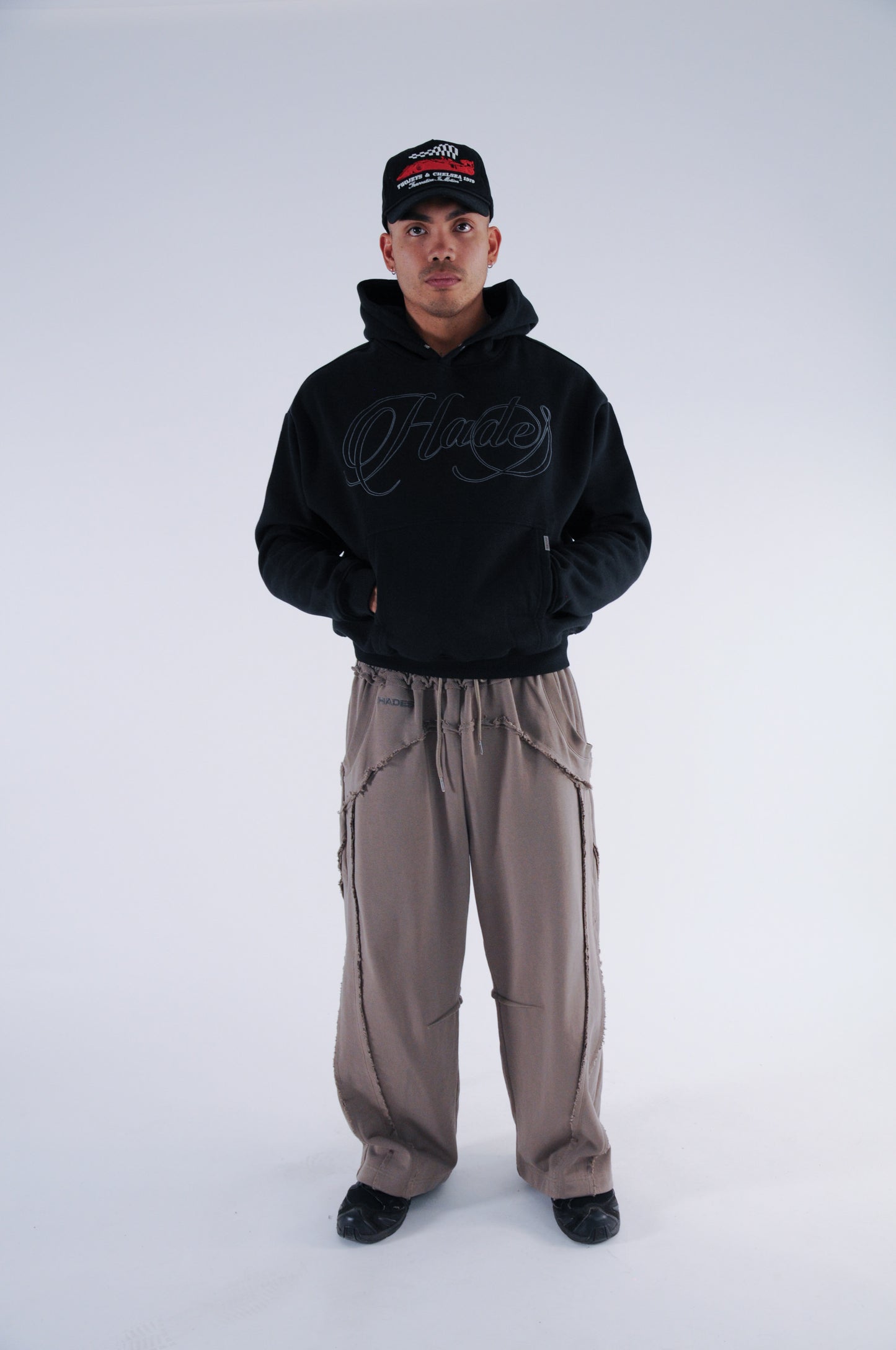 HADES QUADRATE BOXY HOODIE BLACK