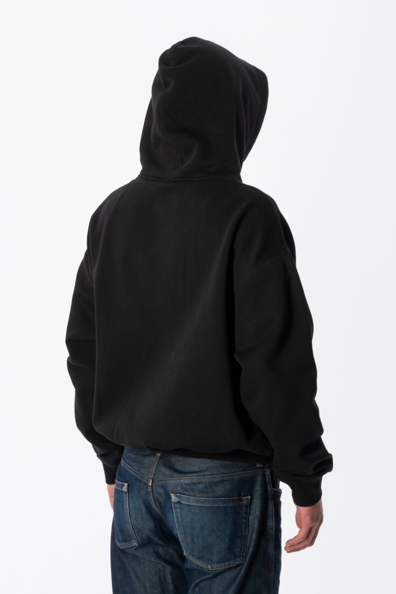 BEUTER® BLACK BLANK HOODIE