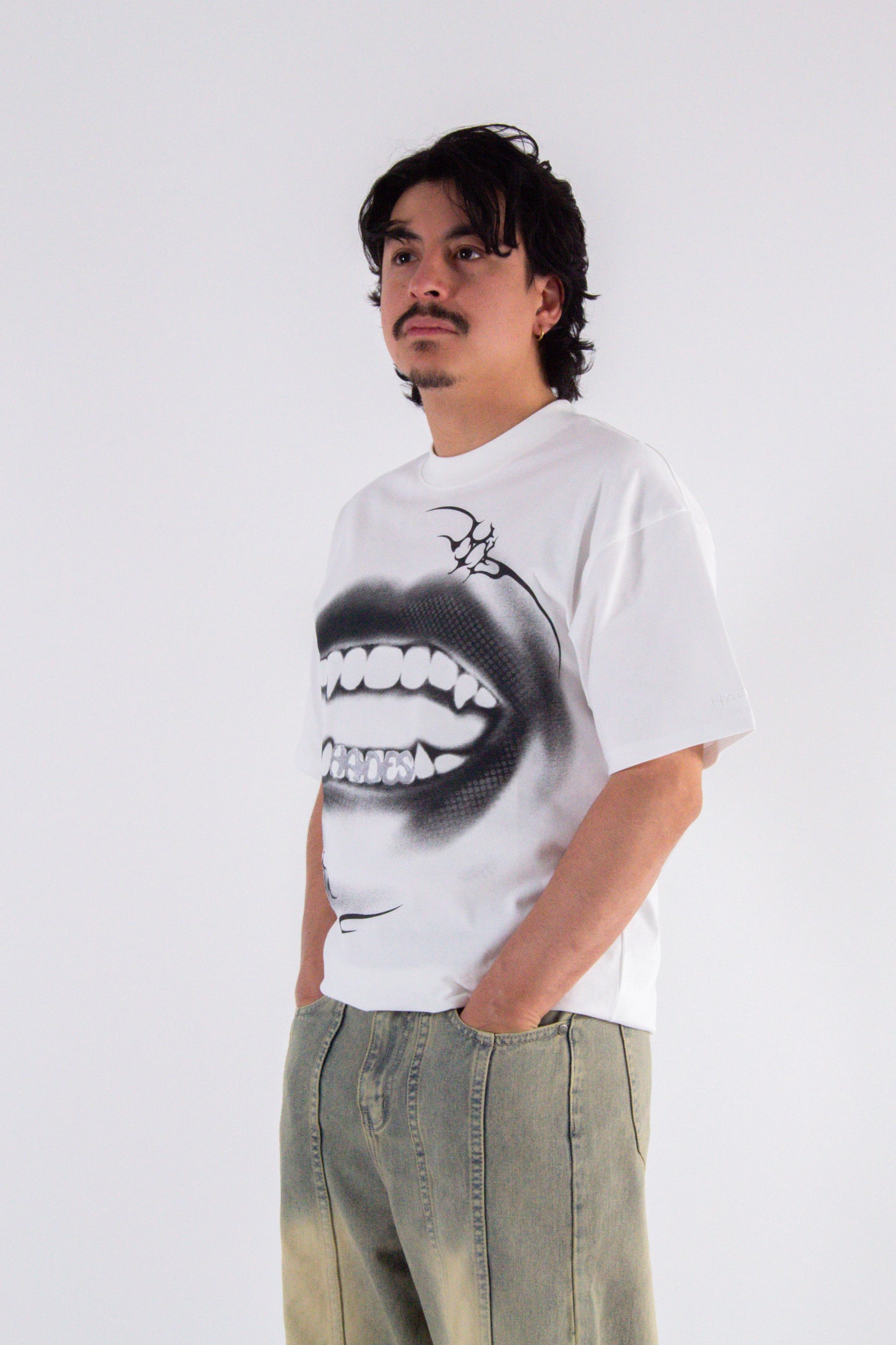 HADES SICKLE FANG T-SHIRT WHITE