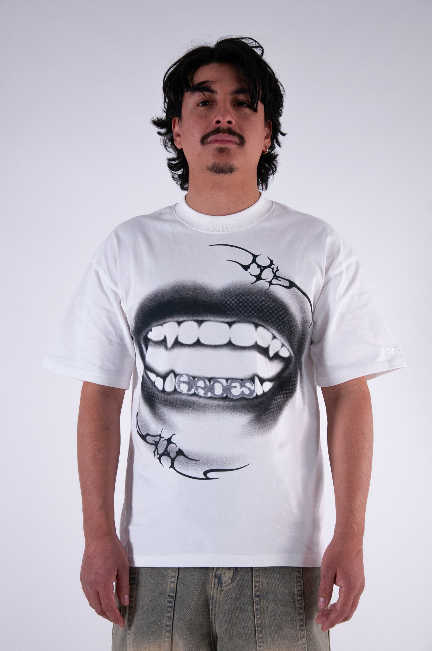 HADES SICKLE FANG T-SHIRT WHITE