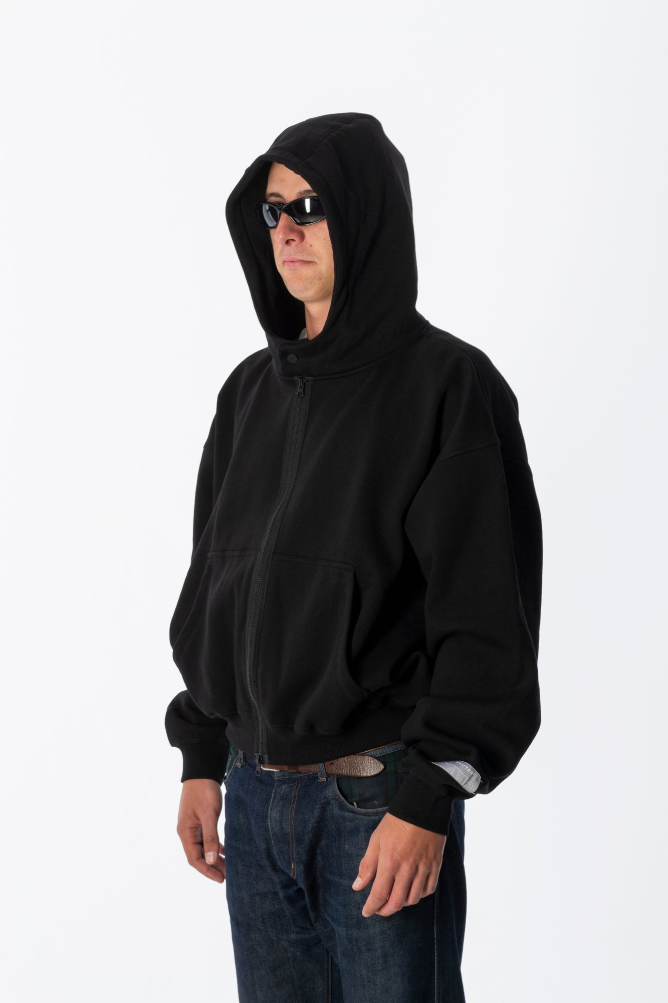 BEUTER® MATTE BLACK BOXY ZIP HOODIE